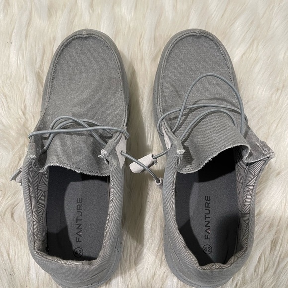 Men’s Fanture Grey Slip On Lightweight Travel Shoes Size 8.5 US! - Picture 7 of 9